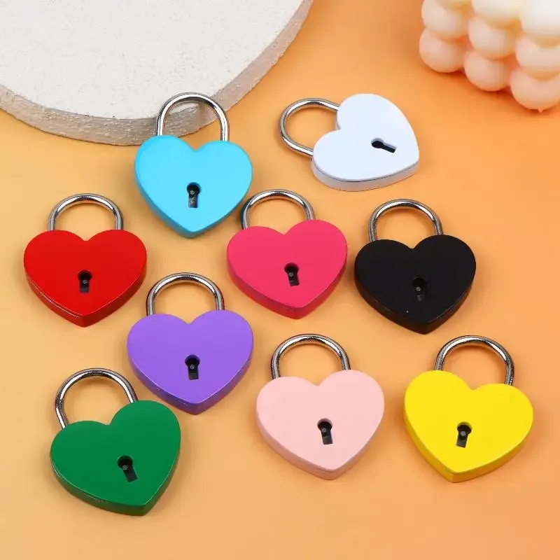 cadenas en forme de cœur 45*59*8mm avec clés assorties, cadenas romantiques en métal pour voyage, cadeau de mariage, décoration de sac, de journal intime, de bagage.