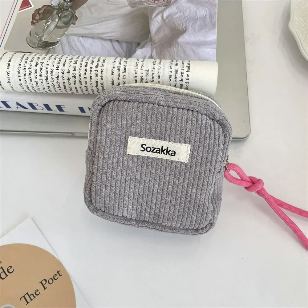 porte-monnaie pour femmes avec fermeture éclair, grande capacité, sac à cosmétiques, serviettes hygiéniques, écouteurs, pochette à rouge à lèvres, petite trousse de maquillage carrée