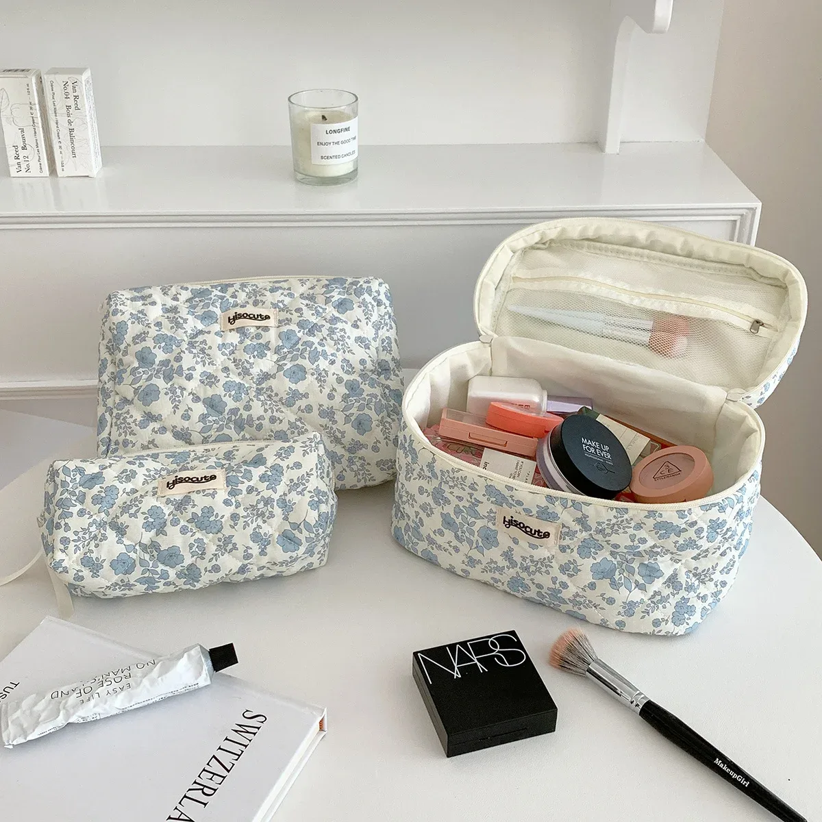 sac de rangement cosmétique de grande capacité, organiseur de toilette portable, sac à maquillage simple de style ins pour femmes, petit sac à main à fleurs