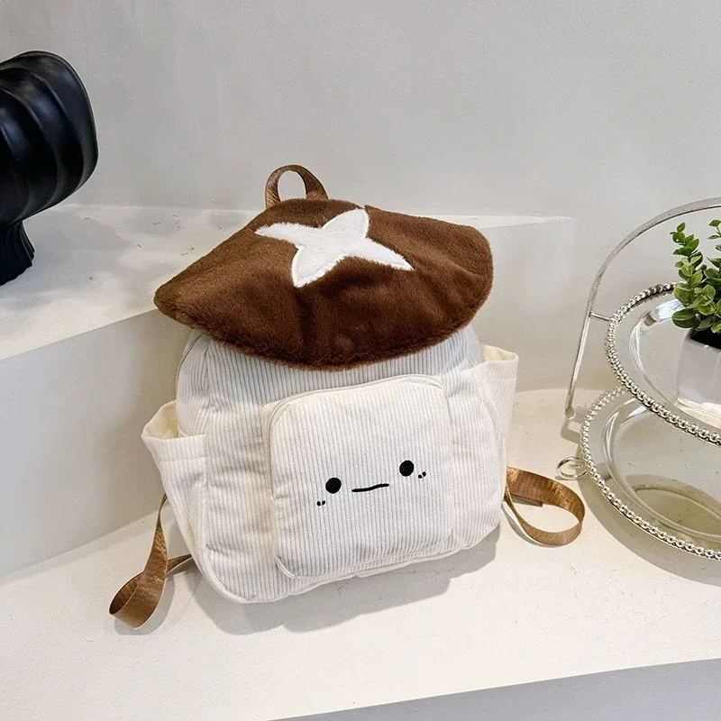 sac à dos champignon en peluche kawaii pour femmes, fourre-tout mignon avec bretelles réglables, fermeture à glissière, sacs à dos d'étudiant en velours côtelé rouge/blanc