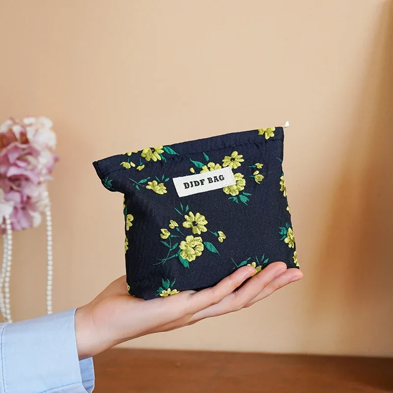 sac à cosmétiques pour femmes, petit sac de rangement vintage à fleurs violettes pour cosmétiques, rouge à lèvres, porte-monnaie portable, porte-carte de banlieue ins