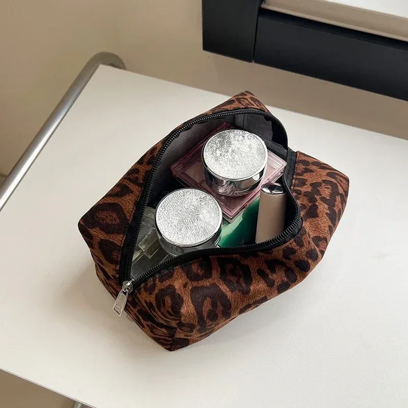 sac de maquillage léopard, trousse à cosmétiques de voyage, sac de rangement portable à fermeture éclair, sacs de toilette multifonctions, organisateur pour femmes, pochette