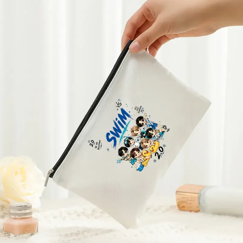 sac à cosmétiques kpop fan gift arirang world tour 2026, sacs de maquillage à fermeture éclair, sacs de voyage légers pour femmes et hommes, sacs de rangement légers swim 2.0