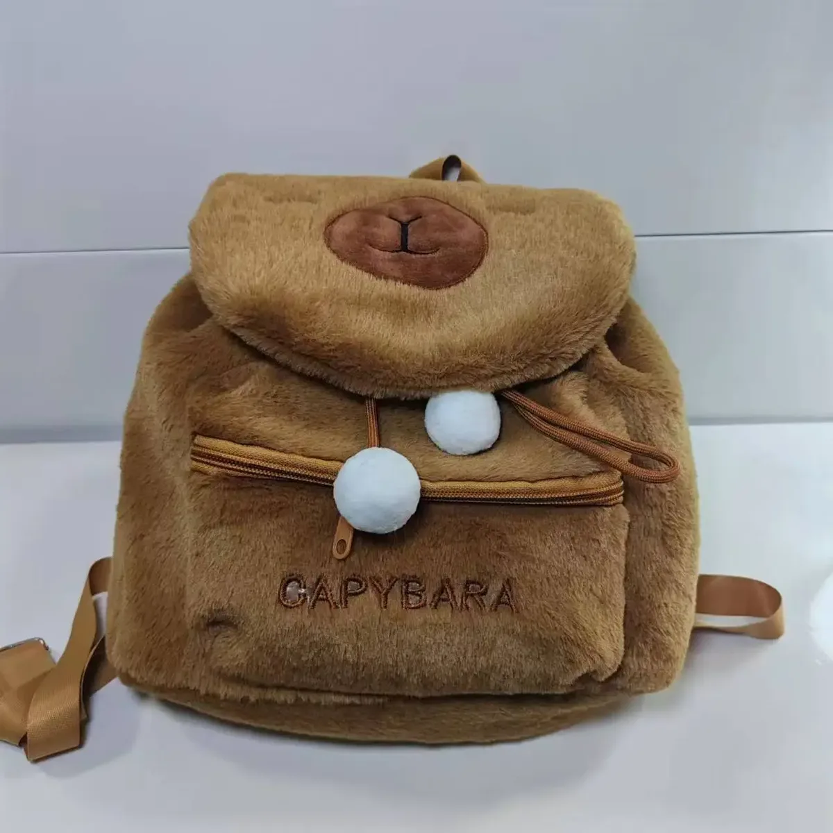 sac à dos en peluche capybara, mignon animal rempli doux marron clair avec rangement multifonctionnel pour les yeux, idéal pour le coussin de canapé, la décoration de la maison