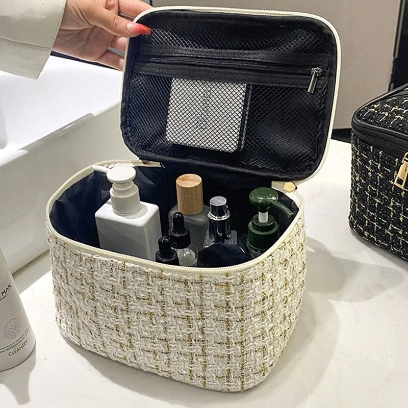 nouveau sac à maquillage tricoté pour femme 2026 – trousse de maquillage portable et tendance grande capacité bx100