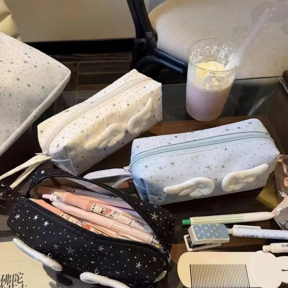 grande trousse de toilette en peluche 3d avec décor ange, pochette de maquillage portable avec sangle de transport, organiseur de voyage pour filles