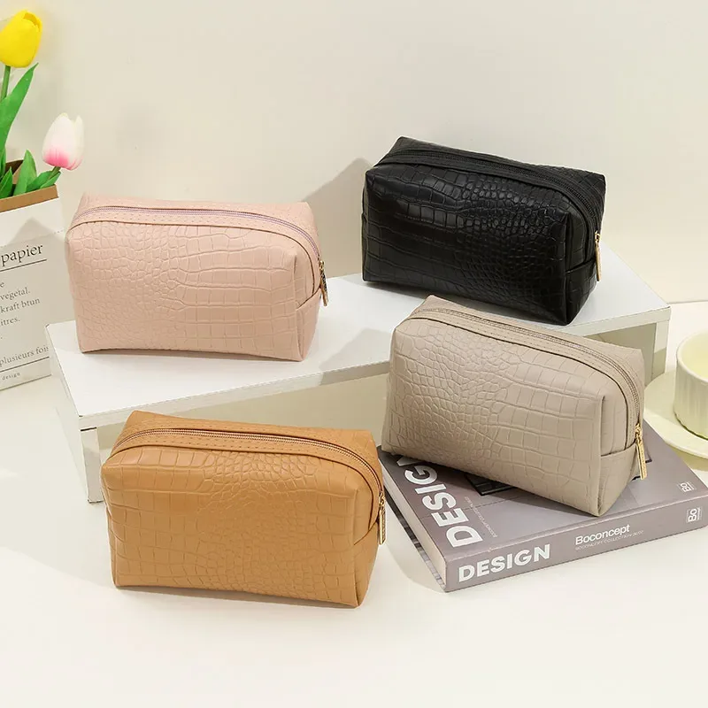sac de maquillage imperméable en cuir pu tendance pour femmes, pochette cosmétique à motif crocodile gaufré, organiseur de voyage avec fermeture éclair