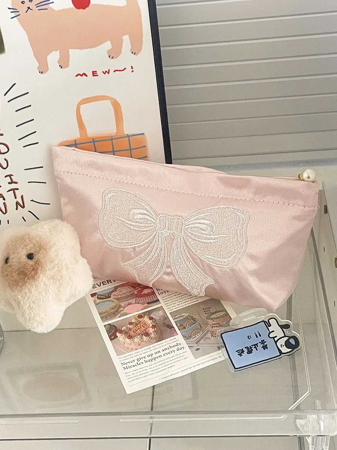 pochette de maquillage rose nacrée avec nœud, mignonne et féminine, en satin brodé, grande capacité, sac de rangement pour cosmétiques