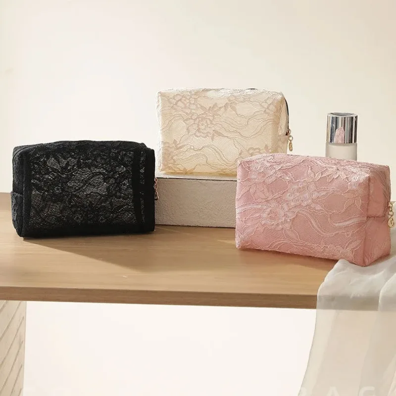trousse de maquillage en maille de dentelle pour femmes, sac de rangement de cosmétiques et de bijoux de grande capacité, trousse de toilette carrée portable à fermeture éclair