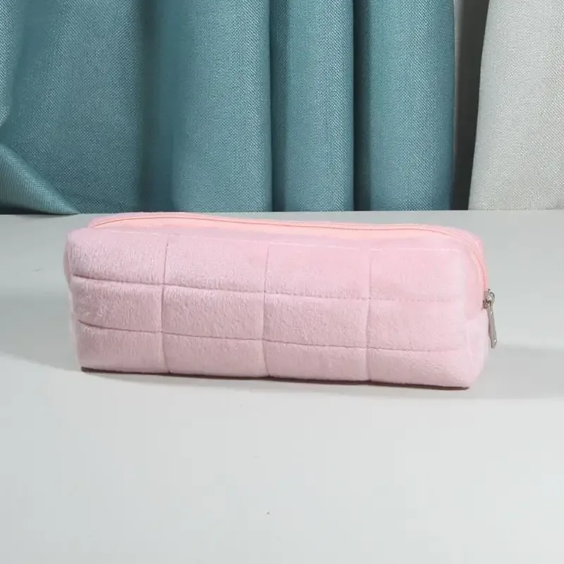 trousse de maquillage en fourrure mignonne pour femmes, grande trousse à cosmétiques unie avec fermeture éclair, sac de voyage pour maquillage et articles de toilette, pochette de lavage, trousse à stylos en peluche
