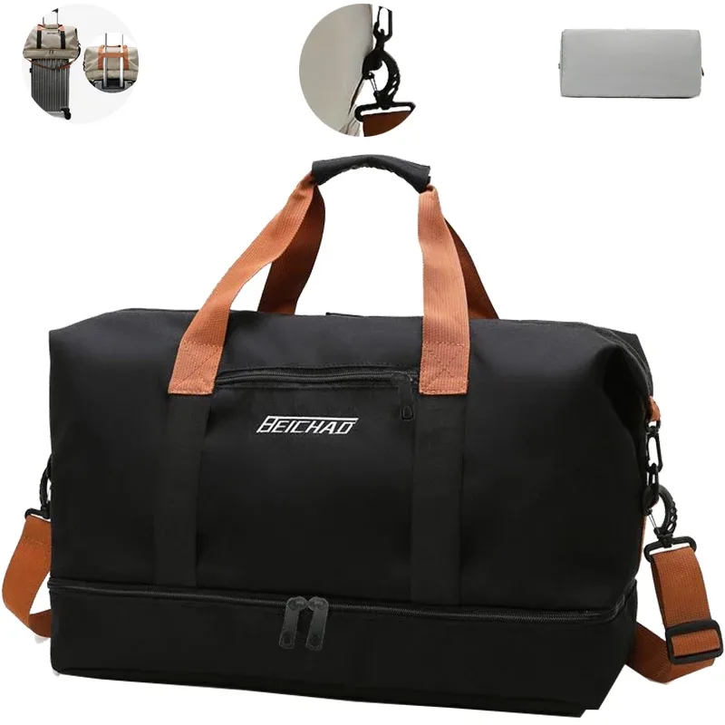 sac de couleur neutre - parfait pour être suspendu dans une valise lors de voyages d'affaires ou de trajets quotidiens. un sac à main élégant et simple.
