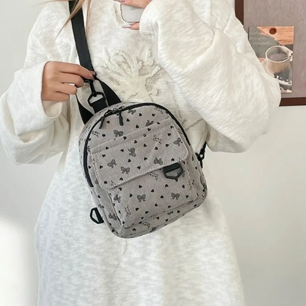 mini sac à dos en velours côtelé léger avec imprimé cœur et nœud, décontracté, à fermeture éclair, multi-compartiments, sac à bandoulière