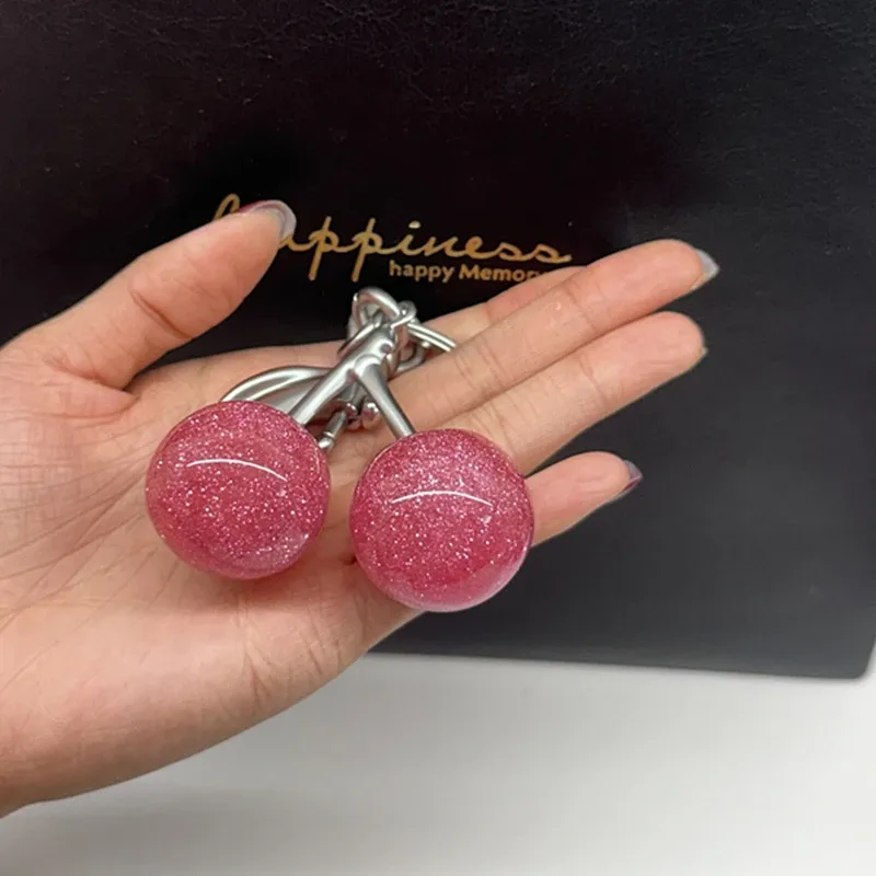 breloque de sac à main pour entraîneur, sacs à bandoulière, pendentif cerise rose mignon, décoration, cadeaux de vacances pour femmes, porte-clés, accessoires