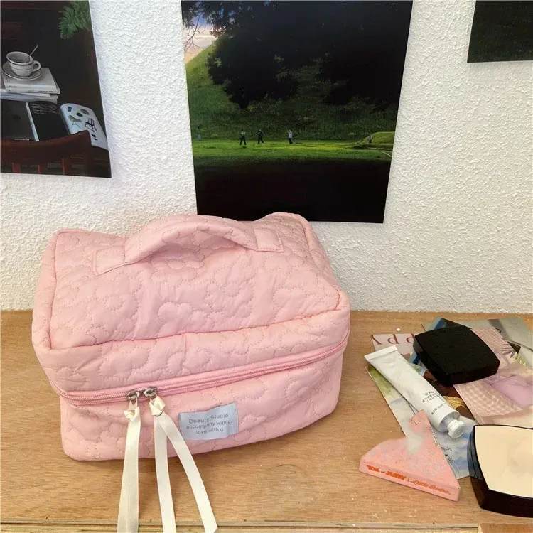 trousse de toilette portable en coton matelassé avec fermeture éclair pour femme, sac à main d'évaluateur cosmétique, forme de boîte, trousse de maquillage mignonne pour filles, 1pc
