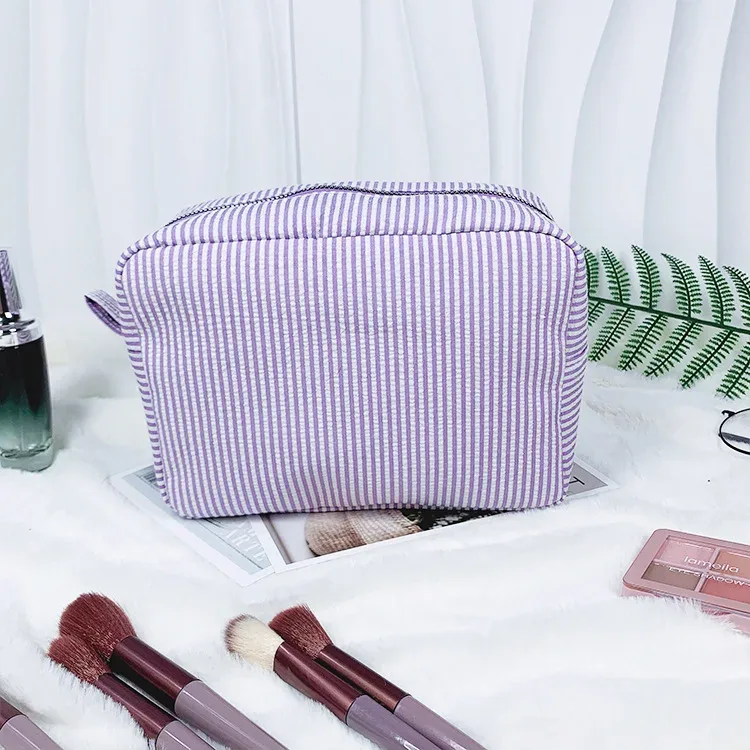trousse de maquillage personnalisée, trousse de maquillage seersucker pour fille avec nom initiales, trousse à cosmétiques, cadeaux de demoiselle d'honneur, cadeau de douche nuptiale