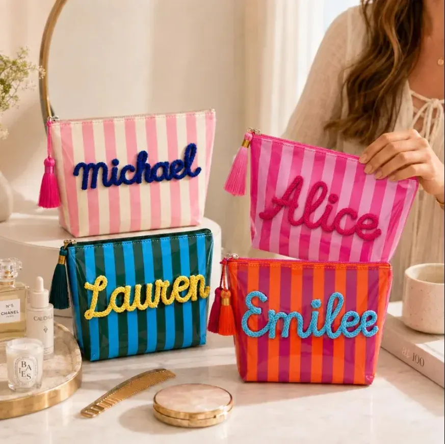 pochette de maquillage personnalisée, pochette cosmétique imperméable en pvc, cadeau pour demoiselle d'honneur, trousse de toilette personnalisée avec nom pour fête de mariage, cadeau pour professeur