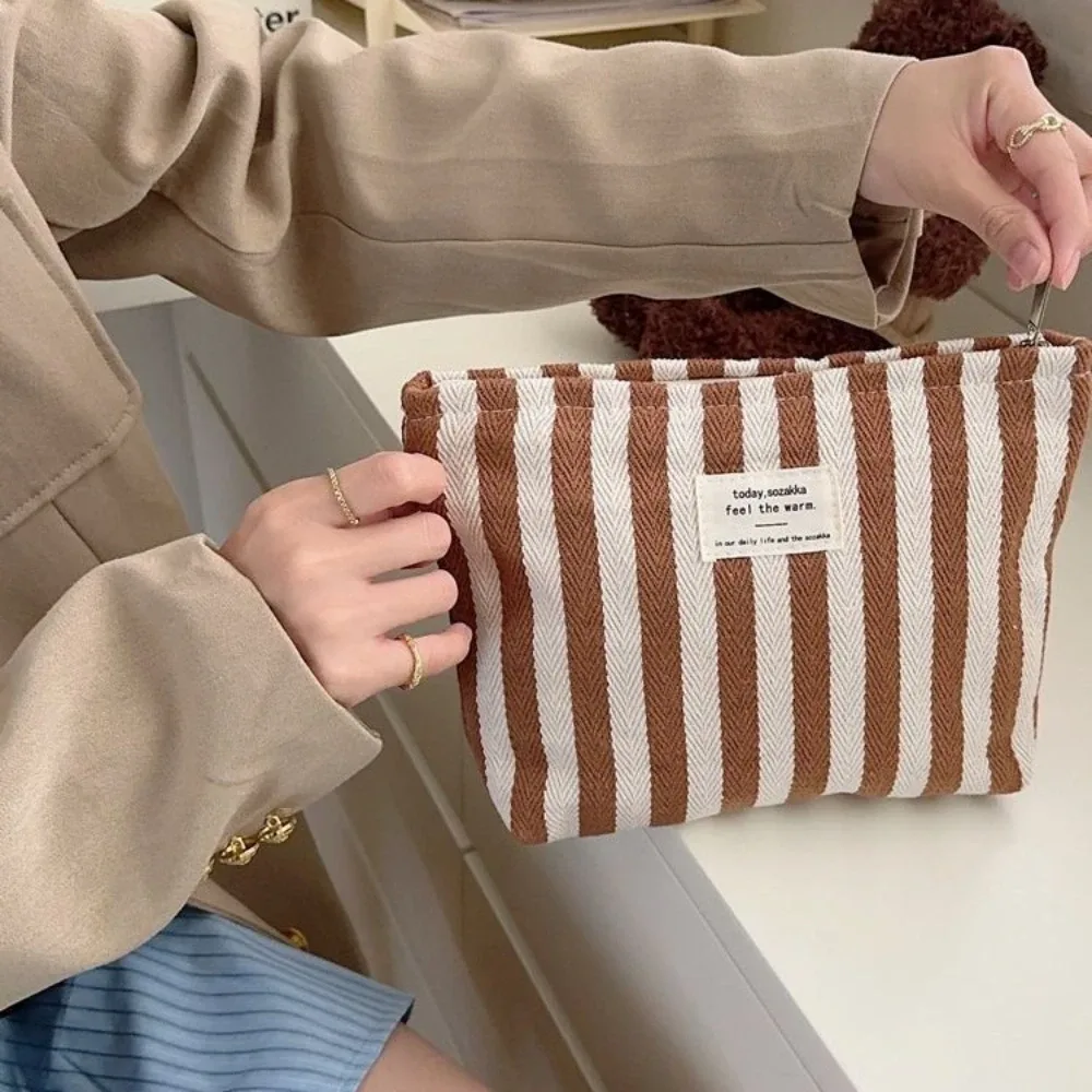 sac à cosmétiques à rayures, organisateur de voyage en toile portable pour dames, petit étui de maquillage de rangement