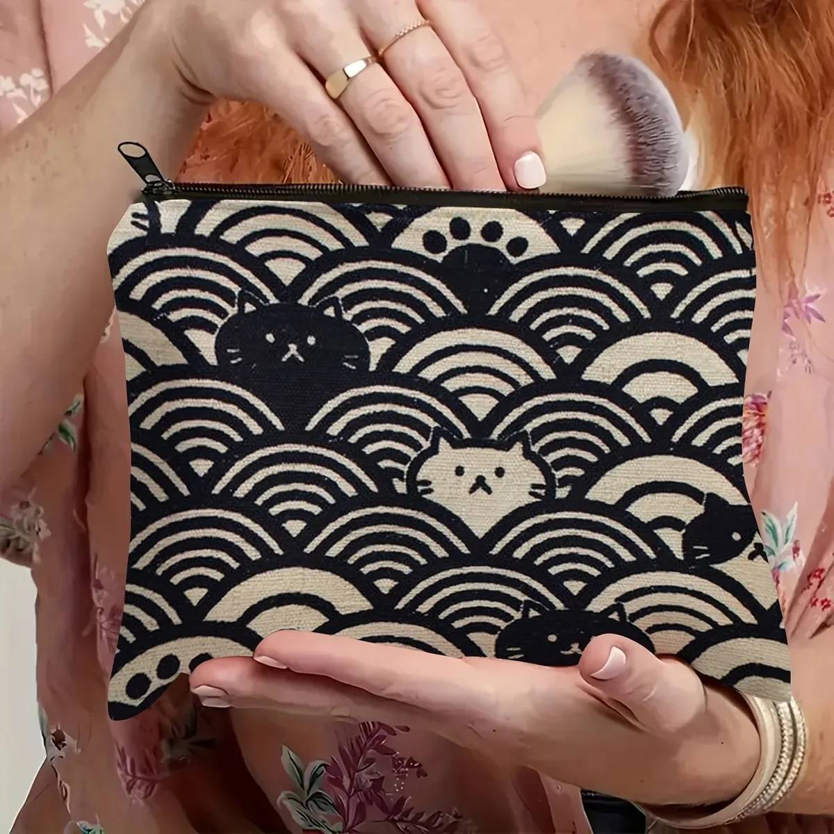 pochette de maquillage vintage japonaise seigaiha & neko avec fermeture éclair - motif vagues océaniques et chat, porte-monnaie, trousse à crayons - noir et beige