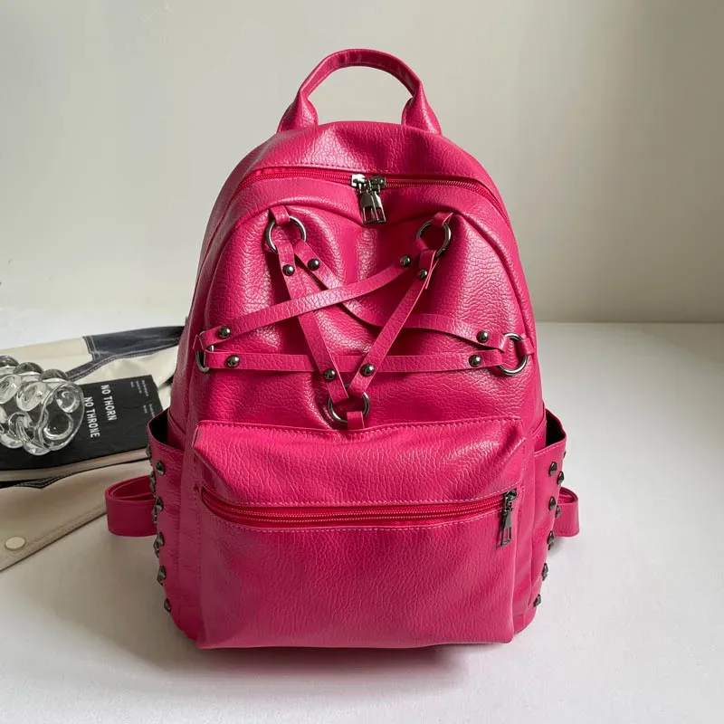 sac à dos décontracté pour femme en pu souple avec rivets, fermeture éclair solide, personnalisable, tendance, grande capacité, nouvelle collection 2026, haute qualité