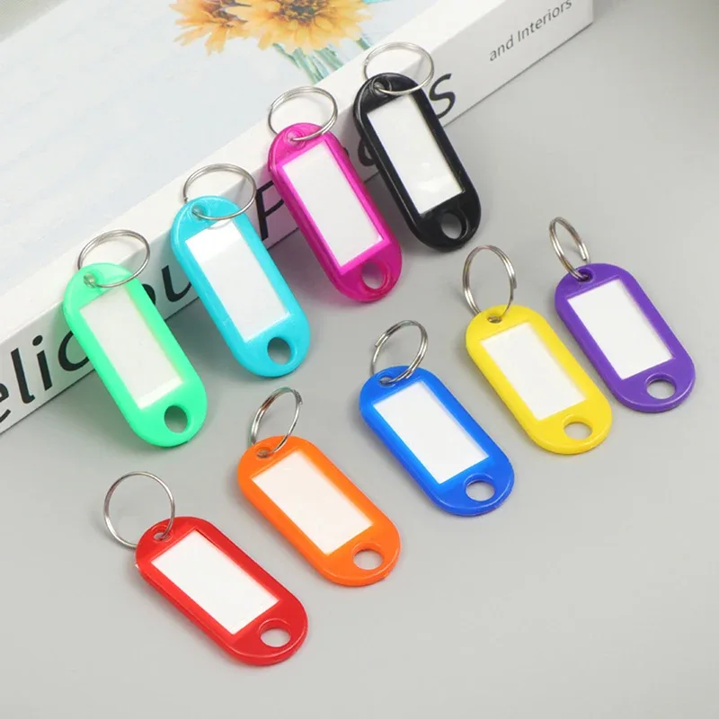 porte-clés coloré, étiquette de clé, nom d'identification, adresse de salle, marqueur de numéro tel, étiquette de bagage avec anneau fendu, 50 pièces