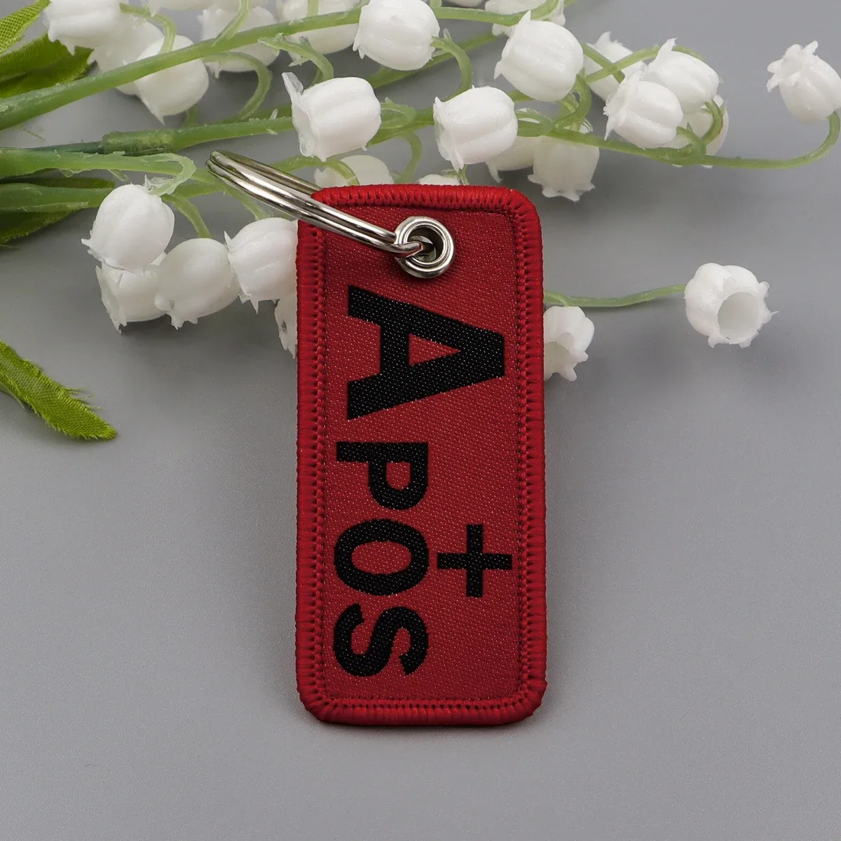 1 porte-clés groupe sanguin brodé rouge pour urgences médicales, premiers secours, sac à dos, bagages, cadeau