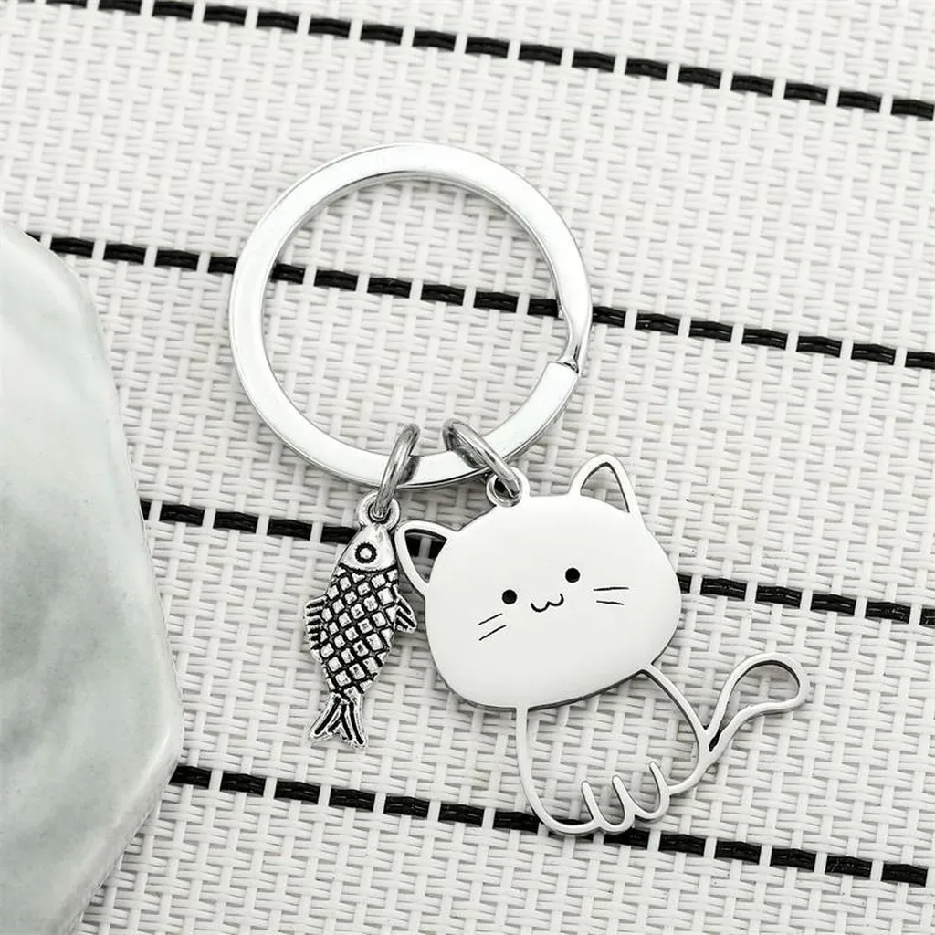 porte-clés en acier inoxydable, porte-clés en forme de poisson, pendentif de dessin animé mignon fait à la main pour clés de voiture, sacs à dos, bagages