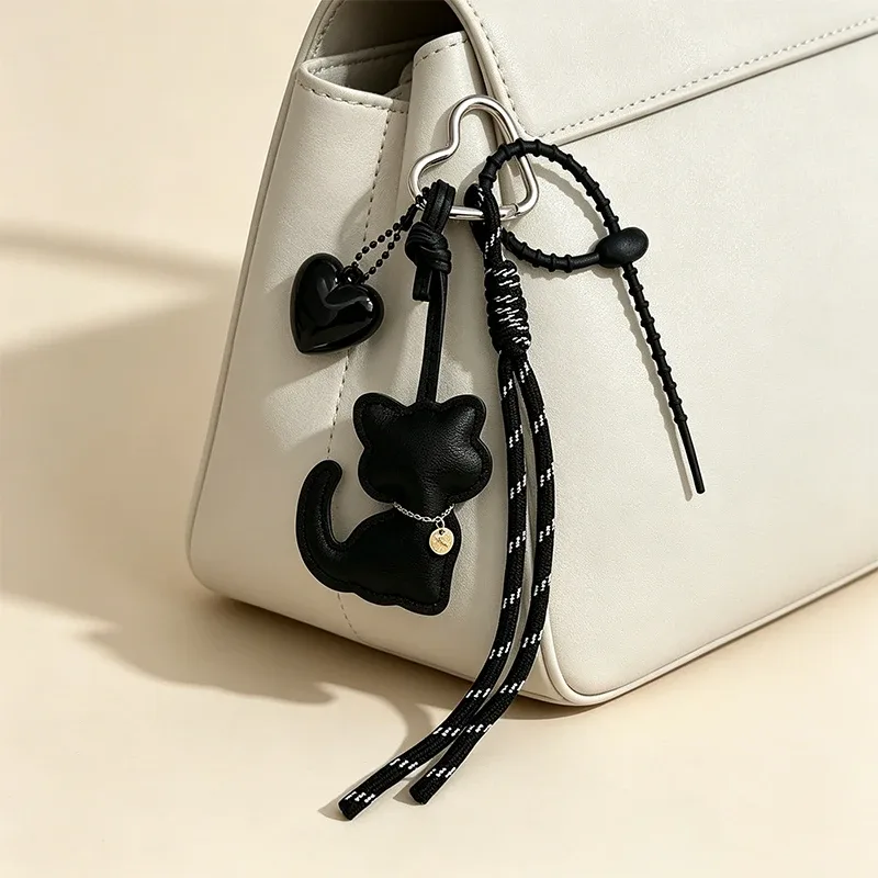 mignon porte-clés en cuir en forme de chat, pendentif esthétique pour sac à dos, cadeau pour les amoureux des chats, femmes et filles