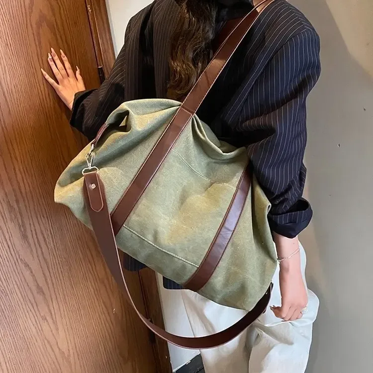 sac fourre-tout pour femmes simple, élégant et de grande capacité, nouveau style d'automne, sac à bandoulière/à bandoulière tendance de voyage.