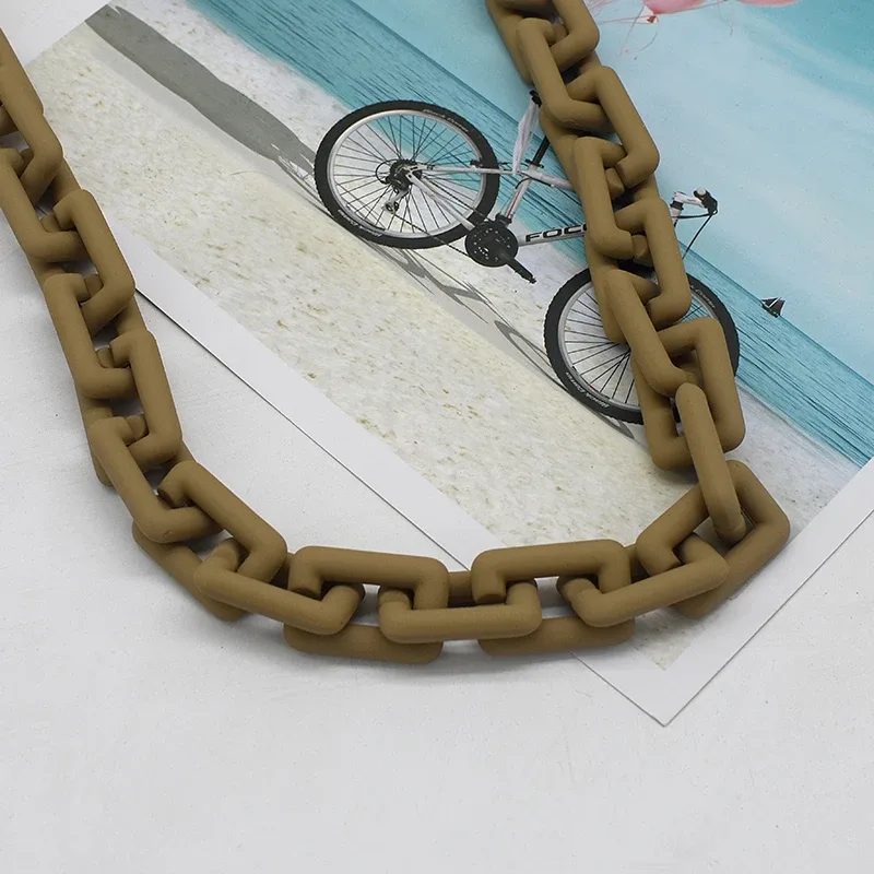 sac à main chic en plastique solide ou mélange de documents, sacoche de 20x30mm, ceinture en acrylique, chaîne laquée, pour femme