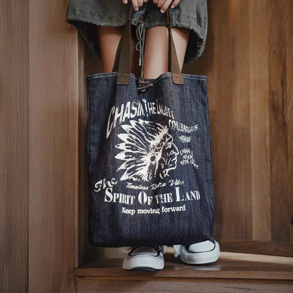 maden sac fourre-tout en denim vintage pour femme grand sac à main à bandoulière décontracté imprimé totem indien sac de transport quotidien bleu délavé à bascule