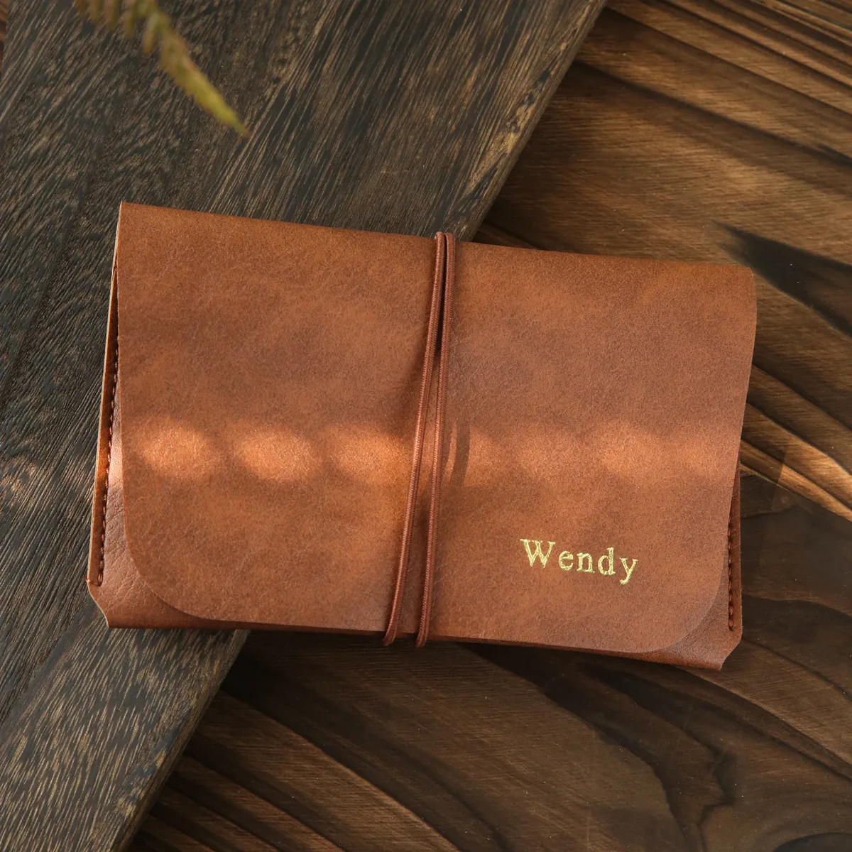 porte-passeport en cuir vintage personnalisable, 1 pièce, avec nom monogramme doré, accessoire de voyage personnalisé, portefeuille