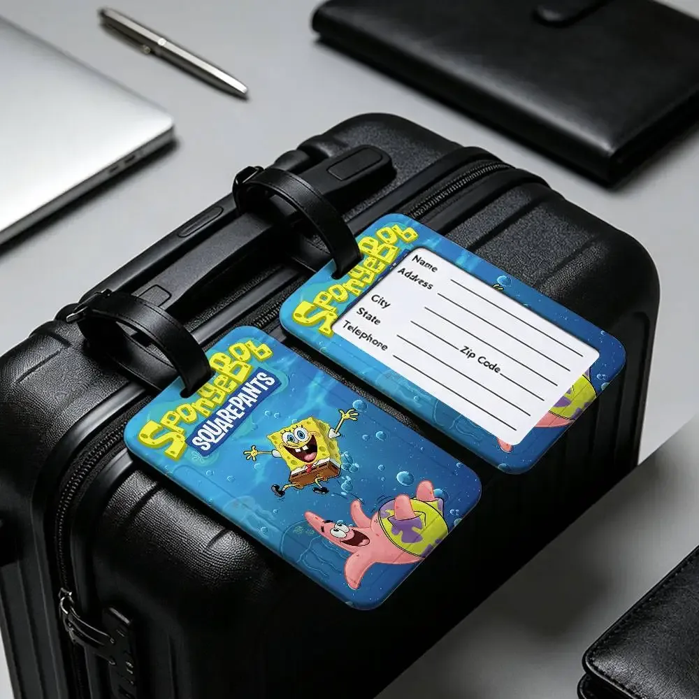 étiquette d'identification de bagage anti-perte en pvc, motif classique de dessin animé s-spongebob, avec porte-carte d'informations amovible, étiquette de bagage de voyage.