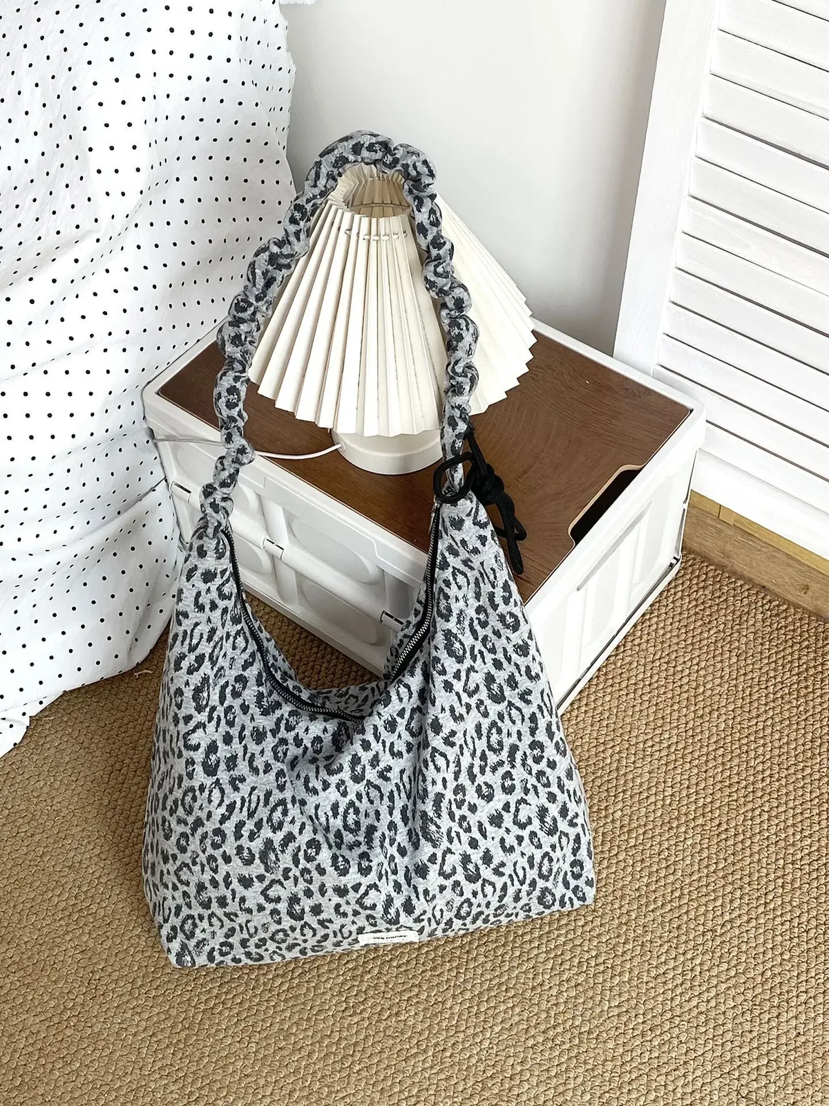 sac bandoulière coréen à imprimé étoiles, noir et blanc, grande capacité, sac hobo décontracté à rayures, sac à main polyvalent pour écolière