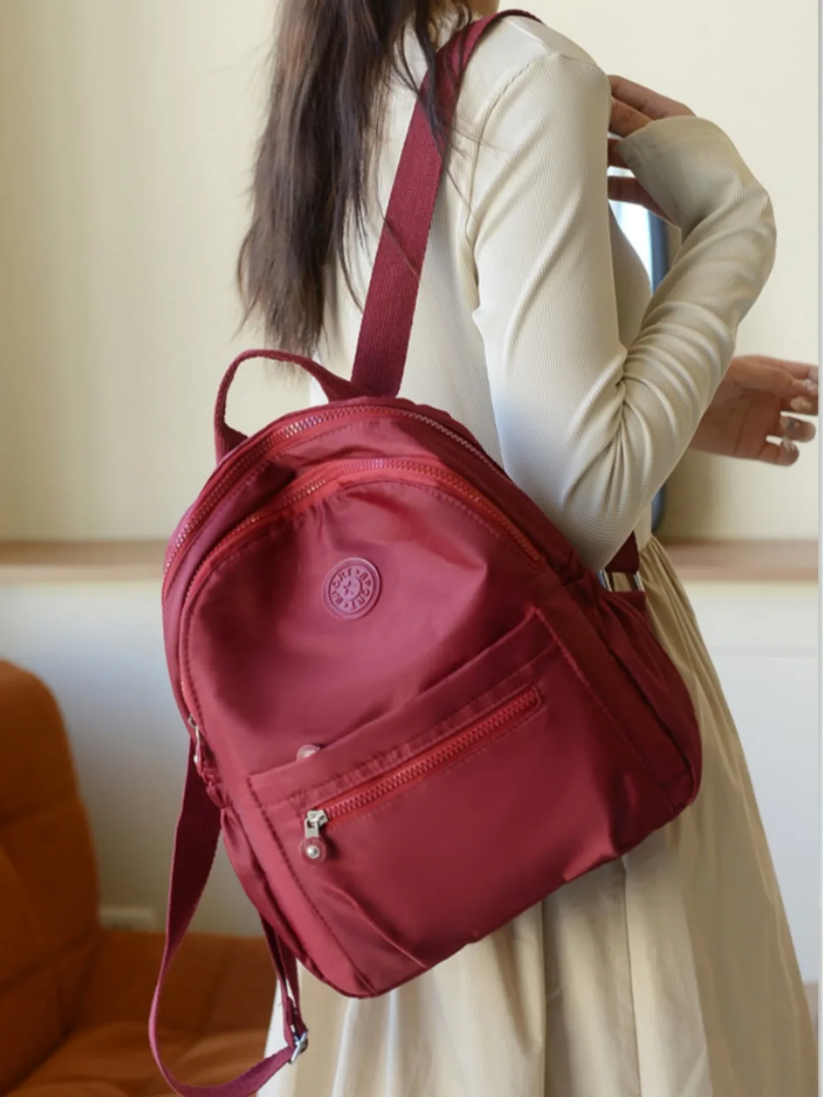 sac à dos en nylon de couleur unie, sac d'école de voyage léger, sac à dos de mode pour le travail, sac de voyage peut être accroché dans les bagages