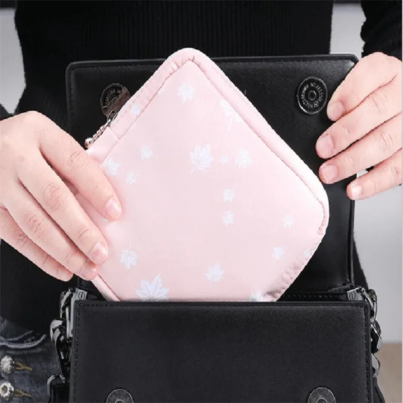 petits sacs cosmétiques de voyage pour femme, mini serviettes hygiéniques, maquillage, monnaie, carte, rouge à lèvres, rangement en poudre, sac à main