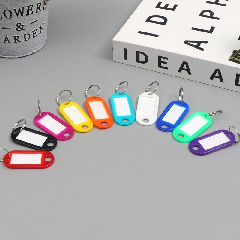 porte-clés coloré, étiquette de clé, nom d'identification, adresse de salle, marqueur de numéro tel, étiquette de bagage avec anneau fendu, 50 pièces