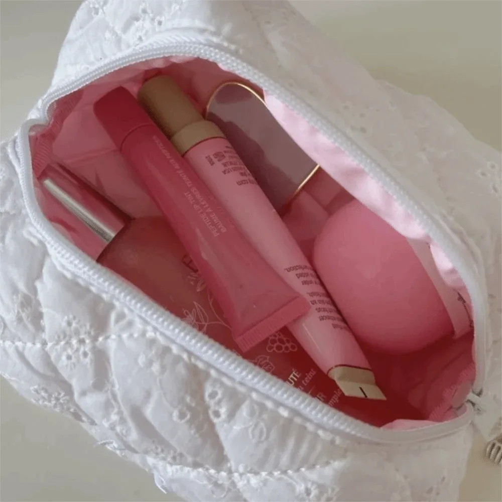 ins – trousse de maquillage matelassée, sac de rangement de voyage en dentelle blanche avec nœud élégant, sac à cosmétiques brodé floral, trousse de toilette de voyage