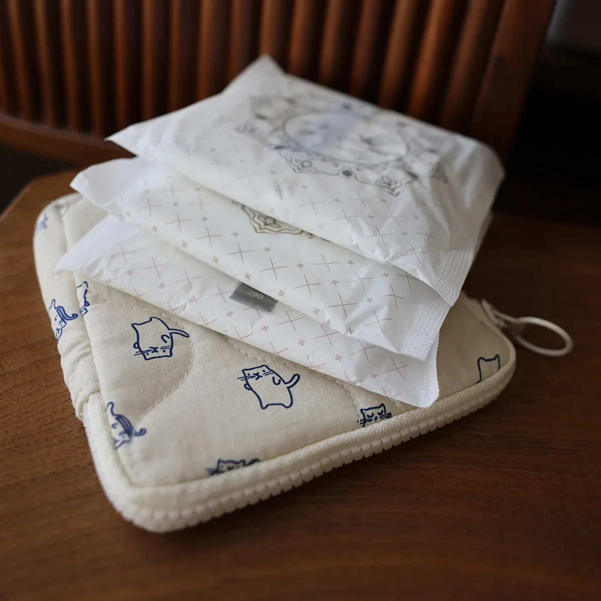 sac à serviettes hygiéniques, sac à cartes, sac de rangement carré portable avec motif de chaton peint à la main, sac physiologique pour filles, sac à cosmétiques