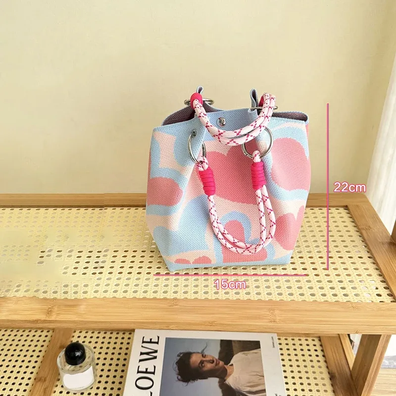 sac fourre-tout en tricot floral vintage papillon pour femme – polyester léger avec bretelles tissées réglables et anneaux en métal