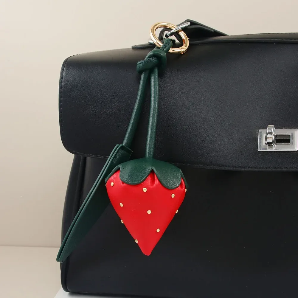 pendentif sac à dos en cuir pu tressé motif fleur, fraise, cerise, accessoire de sac, porte-clés de voiture, porte-clés fruit pour femme