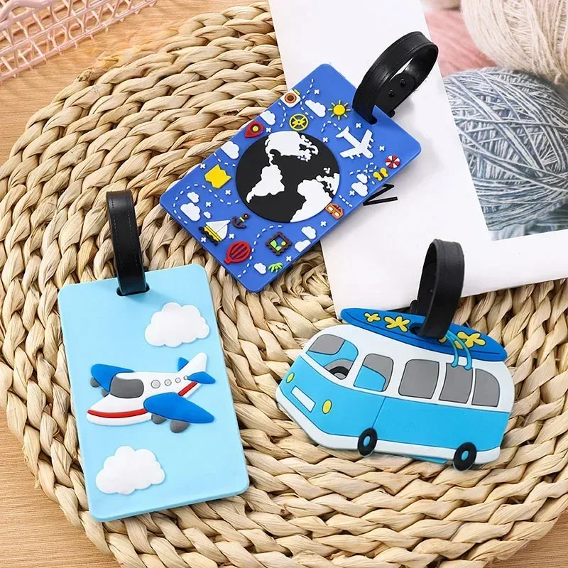 Étiquettes de bagage en PVC et Silicone pour hommes et femmes, étiquettes d'identification de nom de voiture de dessin animé mignon, carte d'embarquement pour valise, accessoires de voyage