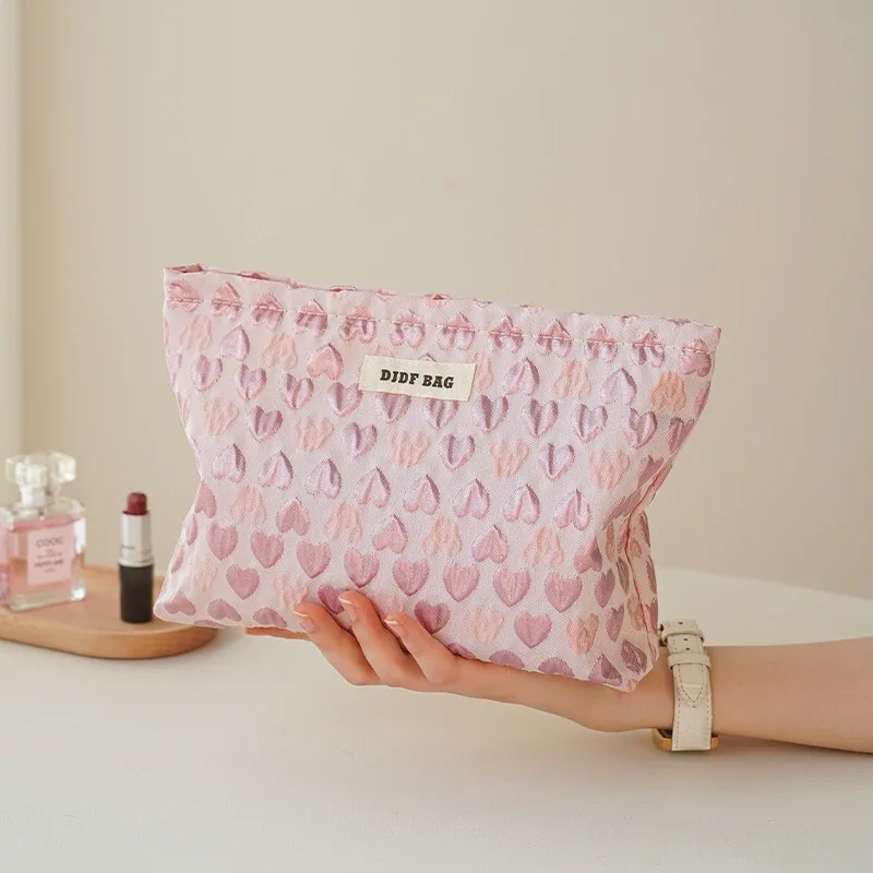 sac de maquillage pour femmes, marguerite brodée blanche, porte-monnaie portable, étui pour clés, cosmétiques, rouge à lèvres, sac de rangement, sac de doublure de banlieue ins