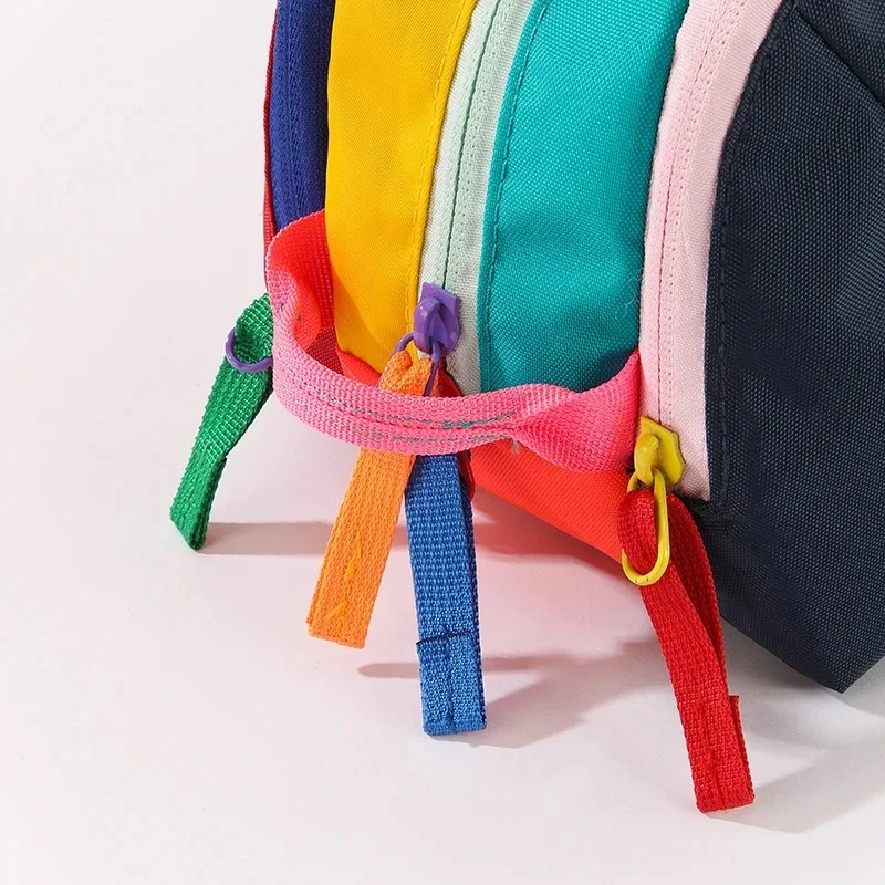 sac de voyage léger grande capacité pour maquillage et articles de toilette, sac à bandoulière de voyage couleur dopamine, sac de toilette suspendu en nylon imperméable