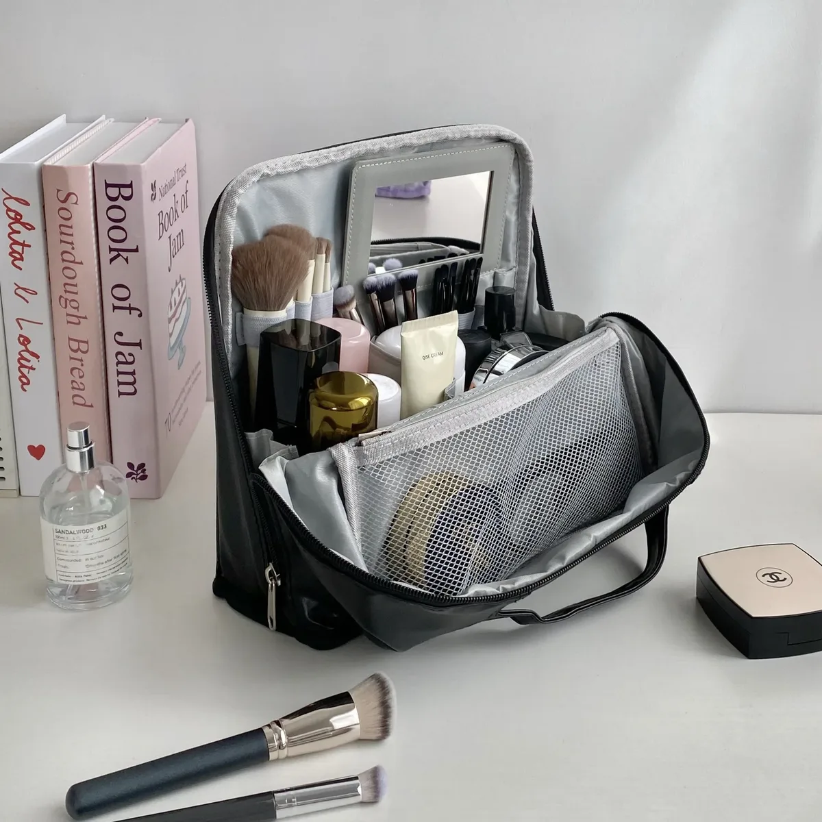 sac de maquillage portable grande capacité pour femmes, sac de voyage suspendu avec compartiments et miroir intégré, sac de rangement