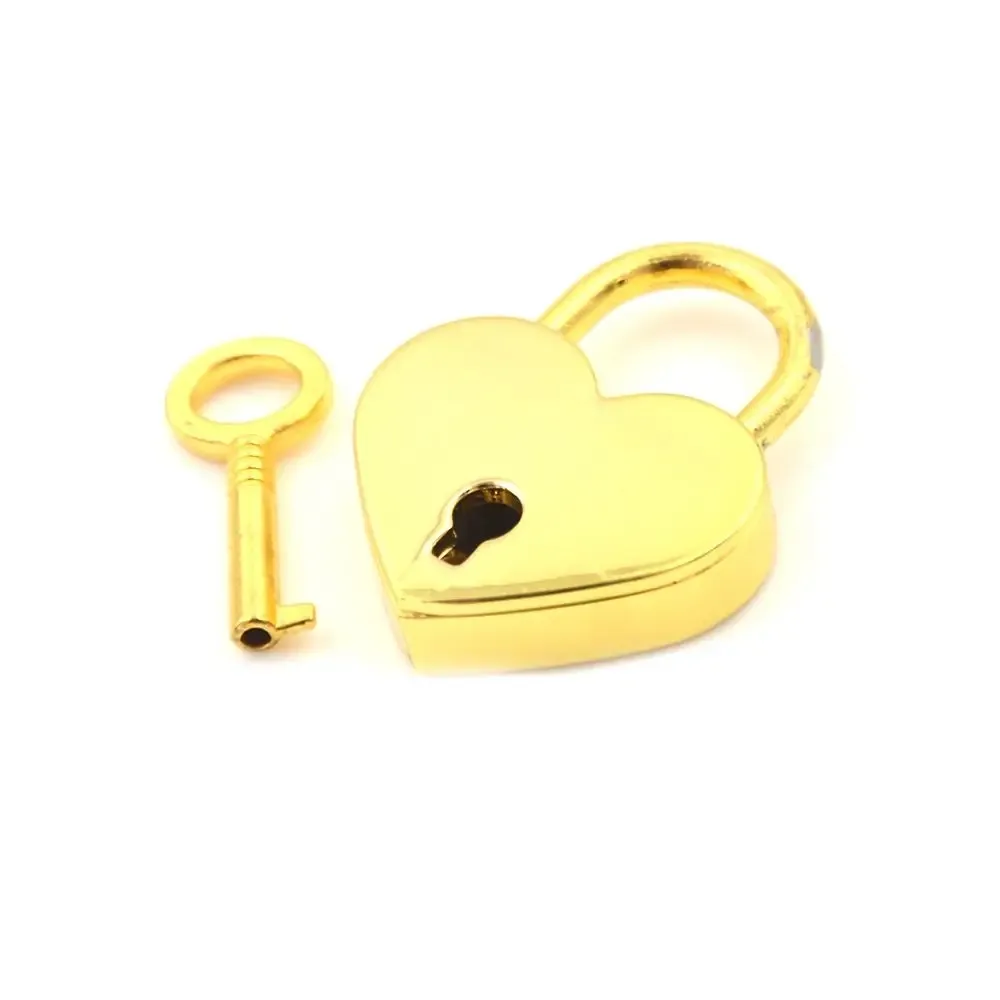 valise de voyage en alliage de zinc avec serrure à clé, cadenas de mariage, quincaillerie, serrure en forme de cœur.