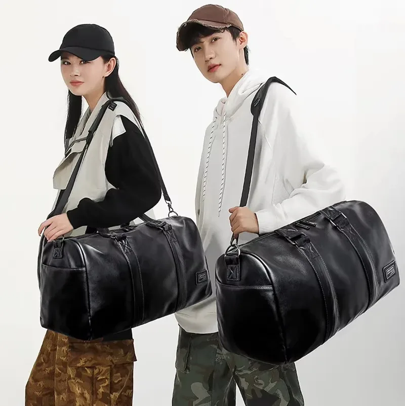 grand sac de voyage fourre-tout pour hommes et femmes, bagage à bandoulière pour extérieur, sac de week-end pour courtes distances, pochette de transport, sac sec/humide en pu