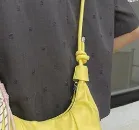 Sac à bandoulière plissé en forme de nuage, sac à bandoulière en PU pour femmes, sac à bandoulière élégant en simili cuir