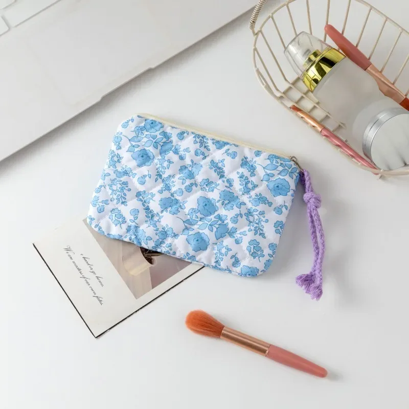 sac à cosmétiques avec nœud mignon, sac à cosmétiques à fermeture éclair pour femmes, petit étui de rangement pour rouge à lèvres, trousse de maquillage, sacs pour cartes de voyage pour dames