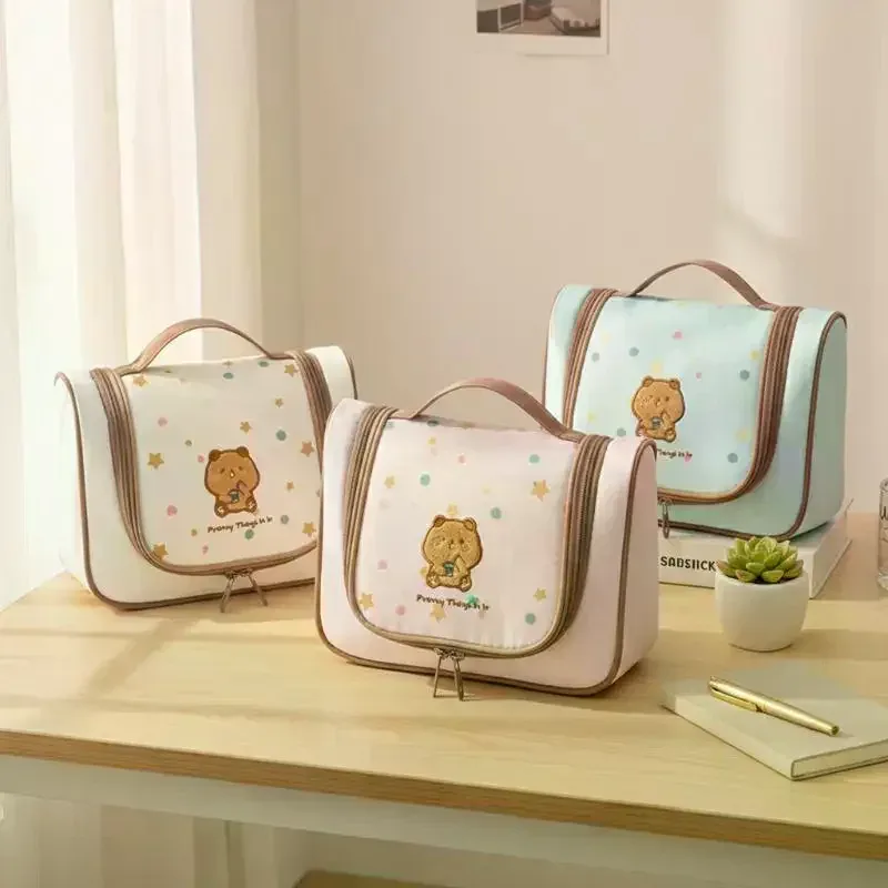 trousse de toilette brodé motif dessin animé avec crochet de suspension et compartiments séparés – idéale pour le quotidien et les voyages