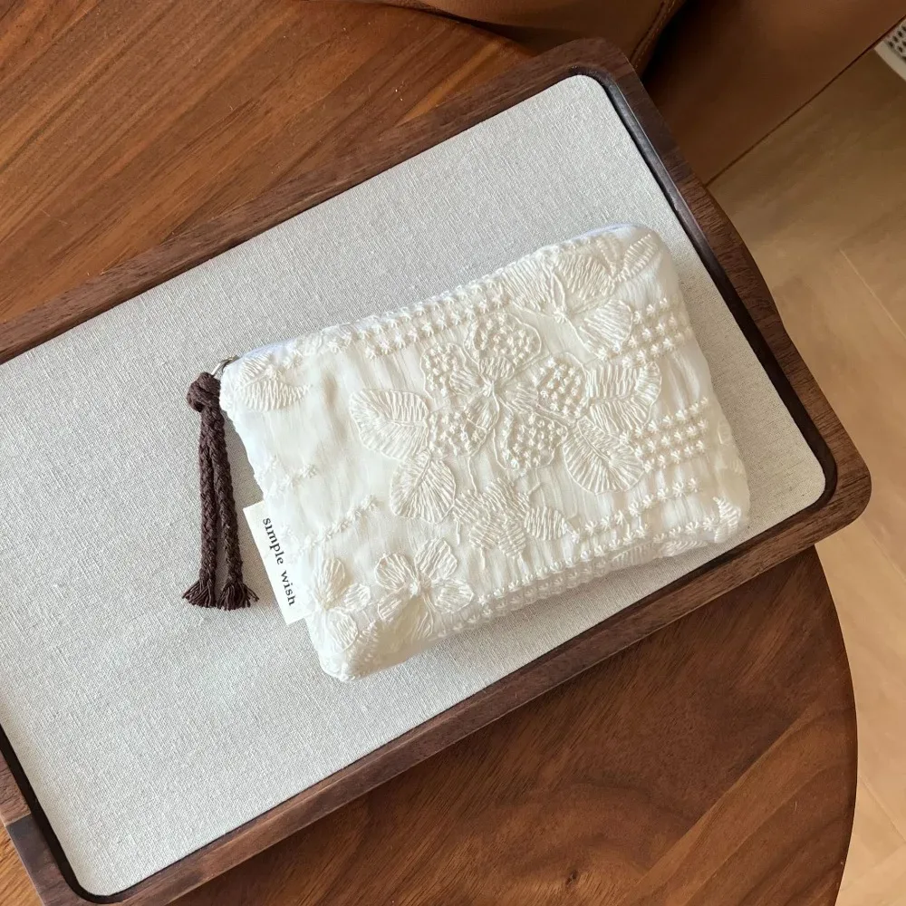 pochette de maquillage élégante en dentelle blanche, grande capacité, organiseur de cosmétiques, sac de rangement pour rouges à lèvres, trousse de toilette de voyage, sac à main